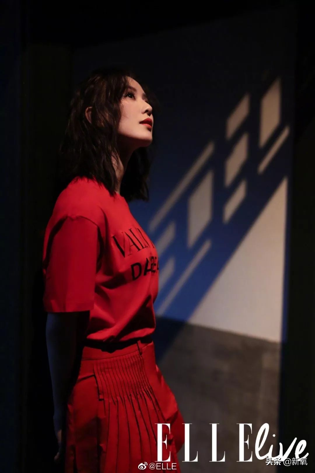 芭莎慈善夜雷佳音的头是1.5个肖战的头、2个刘诗诗的头,太犀利了