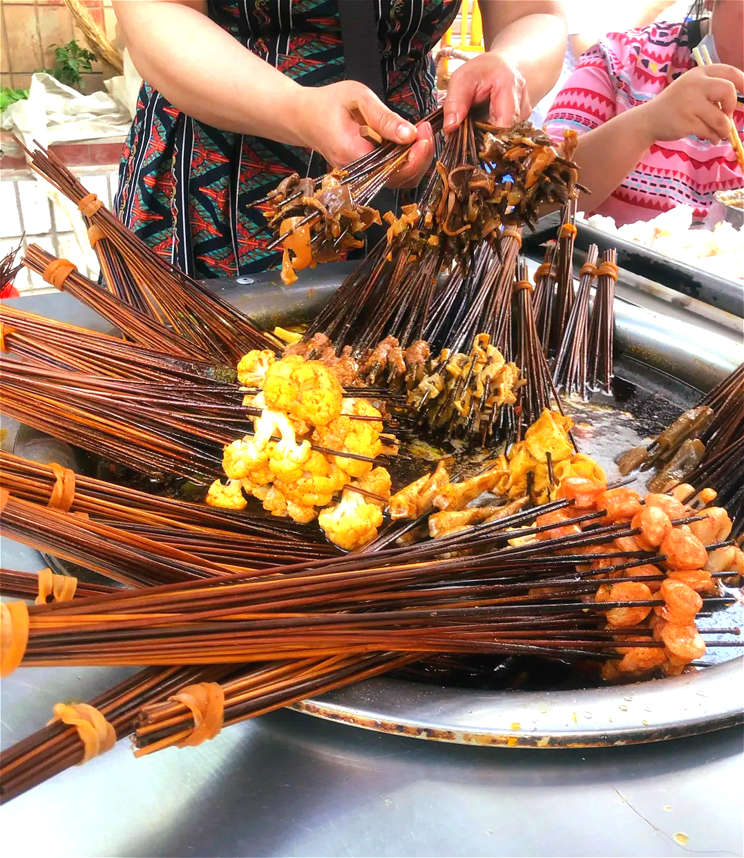 成都最好吃的老式麻辣烫视频,超级好吃的麻辣香锅麻辣烫