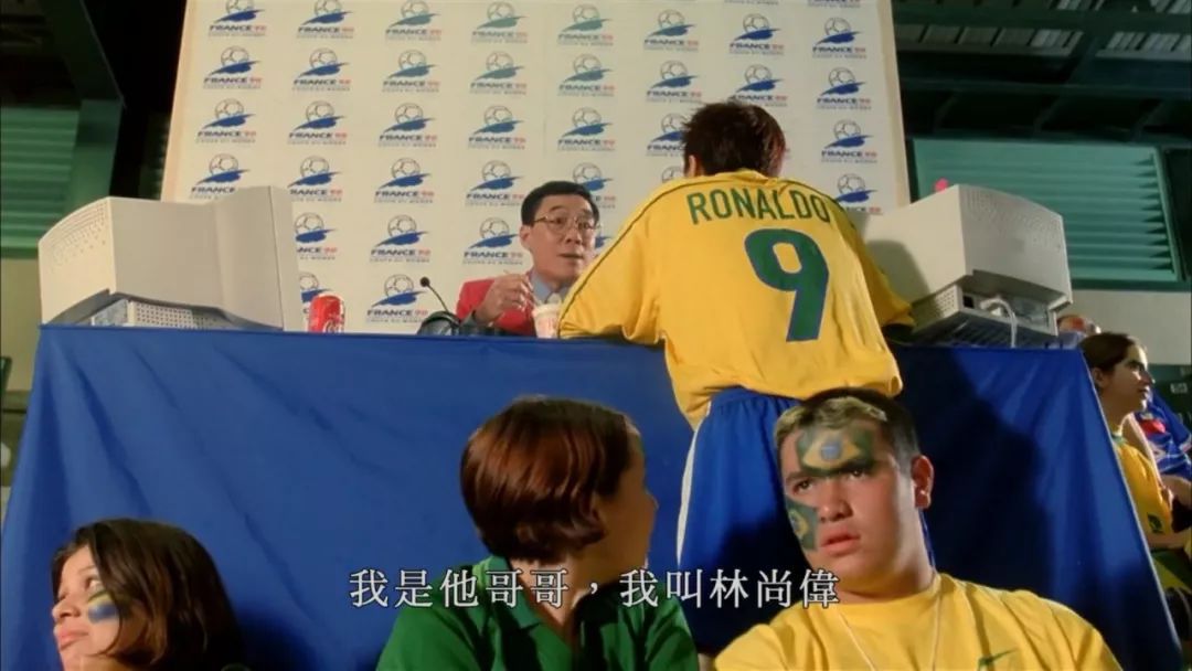 靓坤霸气出场叱咤风云,古惑仔牧师脚踢靓坤吓退乌鸦