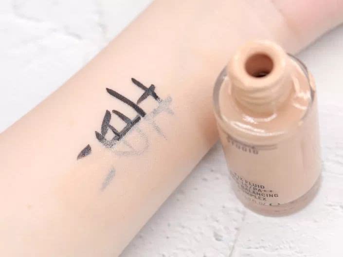 粉底液推荐颜究所,大牌粉底液真实测评