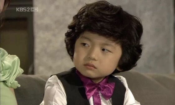 退圈读书、捞快钱、疑似“秃顶”，“表情包”萌娃现状大不同