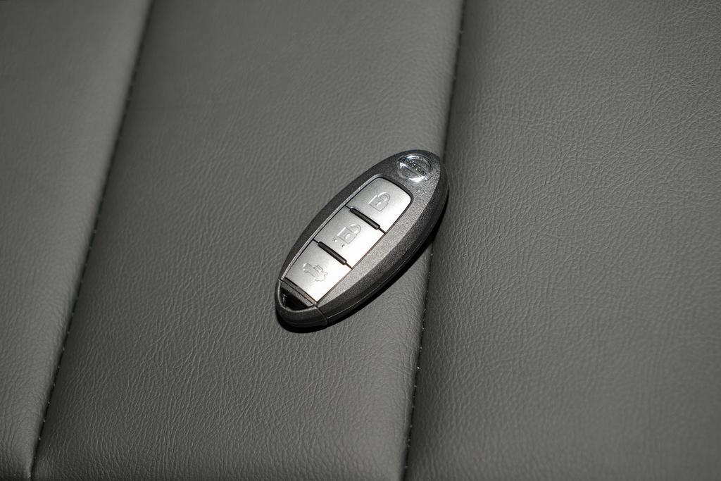 日产轩逸2013年还能卖多少钱,19年日产轩逸现在卖多少钱