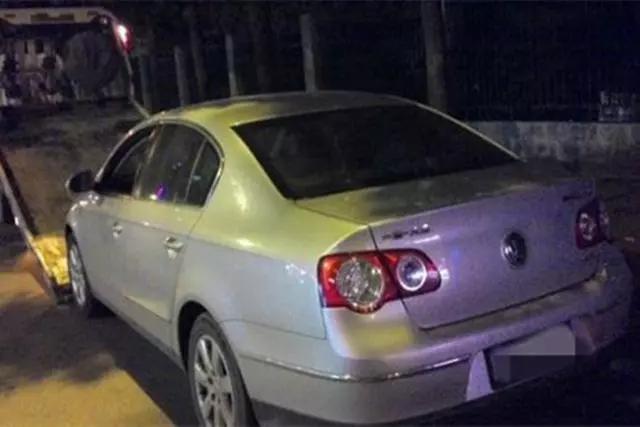 大众迈腾烧机油维修师傅讨论,老迈腾发动机漏油怎么办