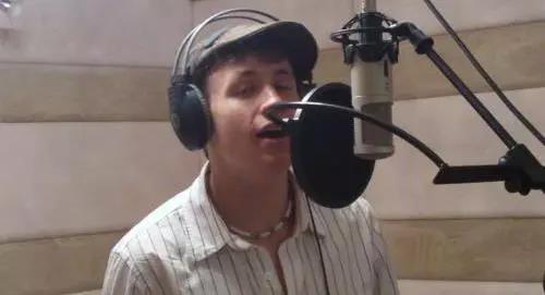 英文配音教学听读,英语配音技巧训练方法