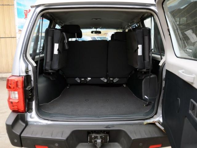 猎豹q62014款2.4l手动四驱版7座,猎豹q62015款2.4手动两驱普通版多钱