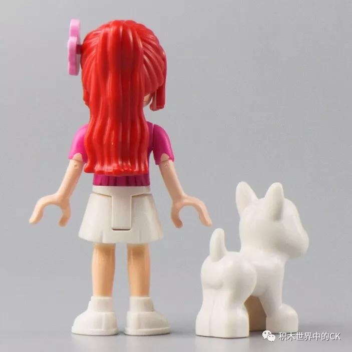 家里有小公主的来看看啦启蒙4101卧室套装“四朵金花”的房间