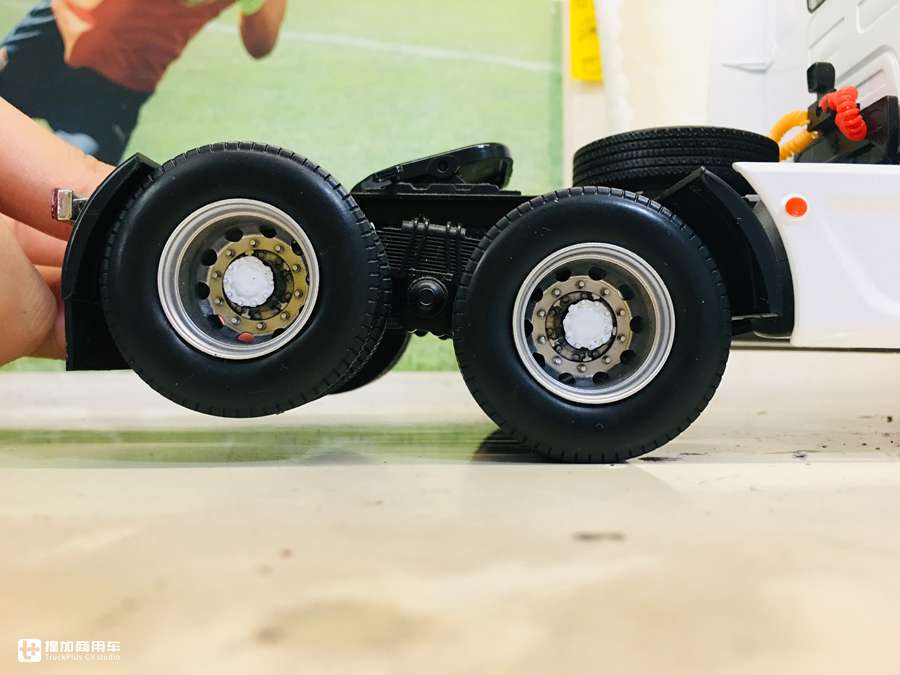 乘龙t7l600马力长头生活舱落地价,乘龙t7卡车最新款