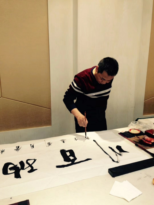 山不在高有仙则名*疆新**有个博格达