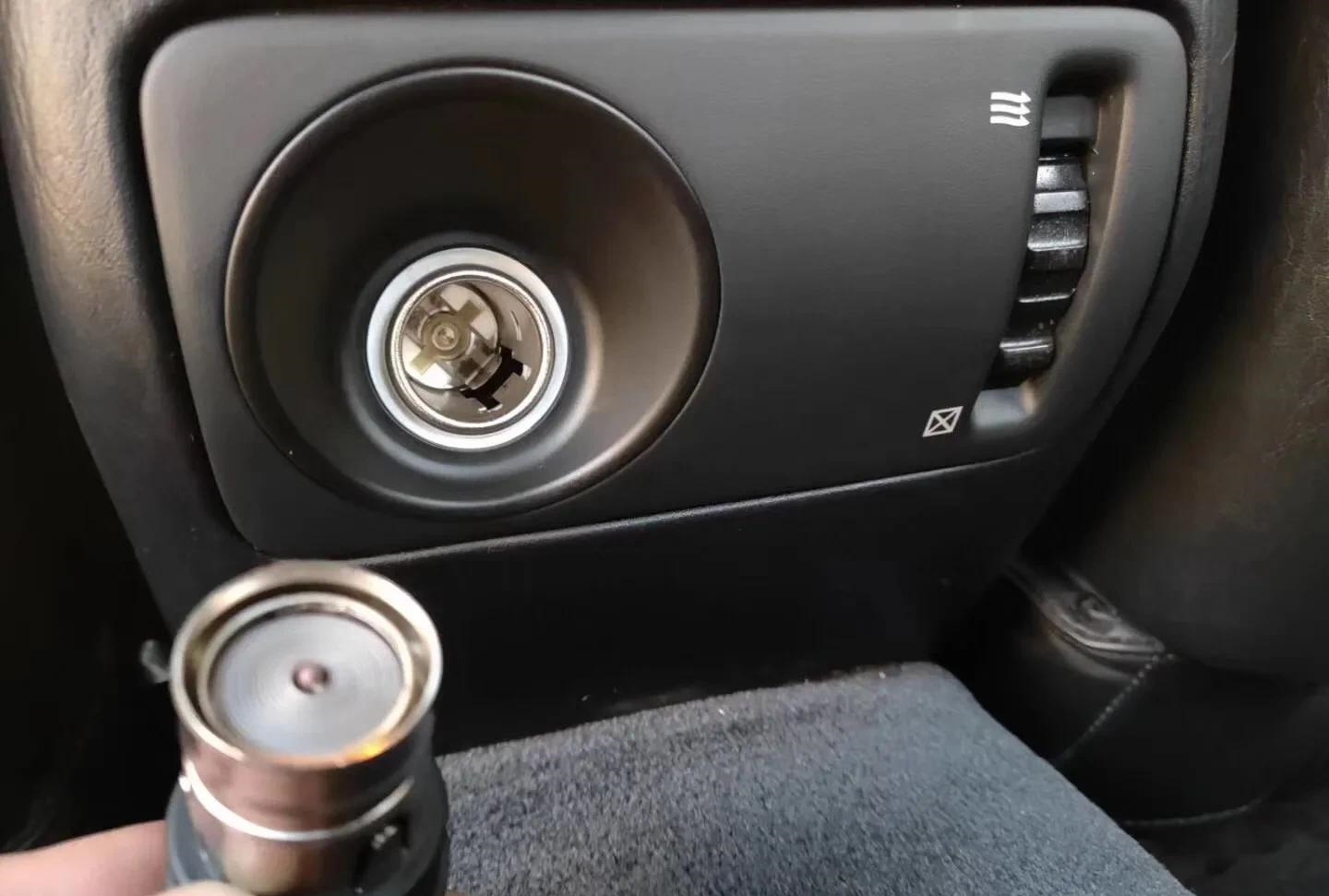 03年皇冠值得买吗,三四十万买丰田