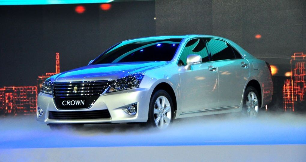 丰田皇冠销量,为什么丰田皇冠销量一代不如一代