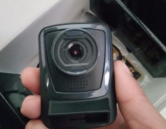 大众凌渡行车记录仪安装布线,免布线行车记录仪安装