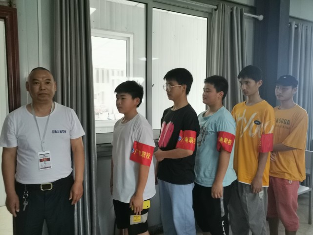 广安电力职业技术学校怎么样,广安电力职业技术学校地图