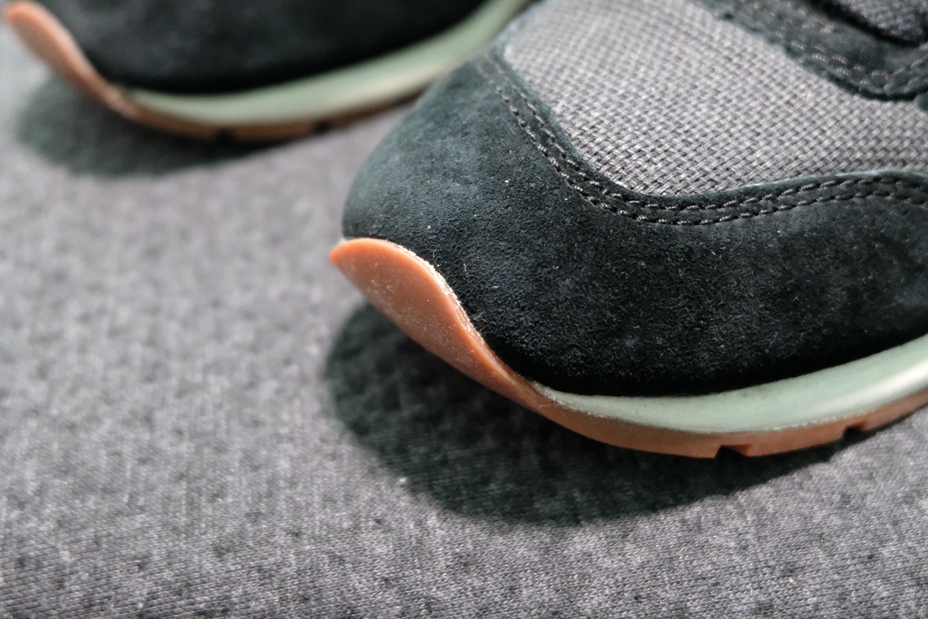 newbalance鞋男款推荐,newbalance运动鞋990v3