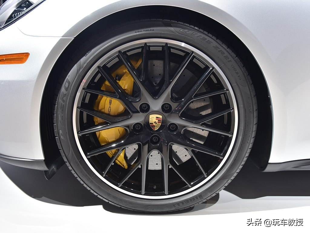 10万内全系标配led大灯的车,全系都标配led大灯