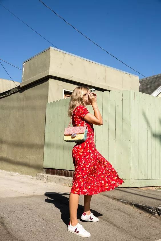 人生处处是陷阱,人生处处是陷阱只有躲起来最安全