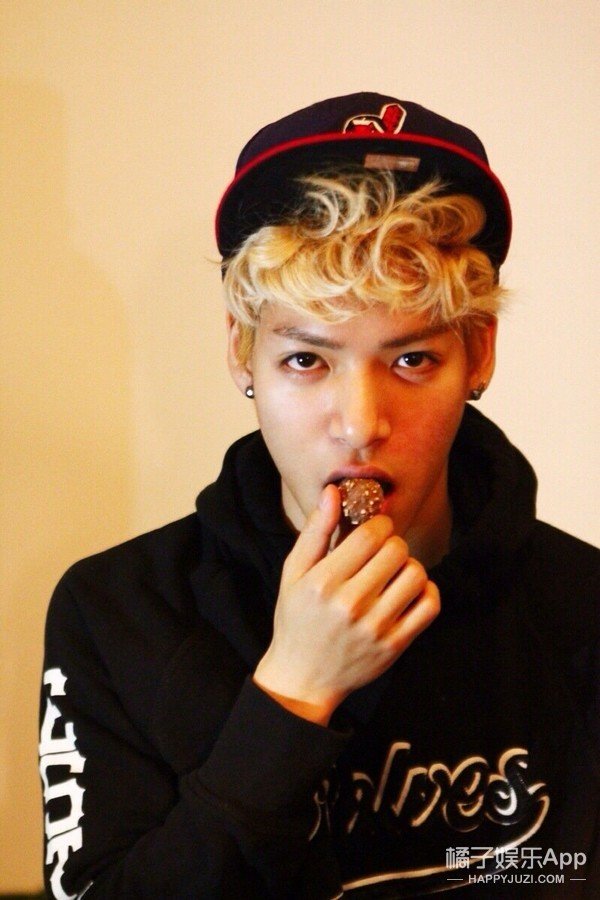 timez偶像万万岁mama颁奖典礼,偶像万万岁timez组合成员怎么样了