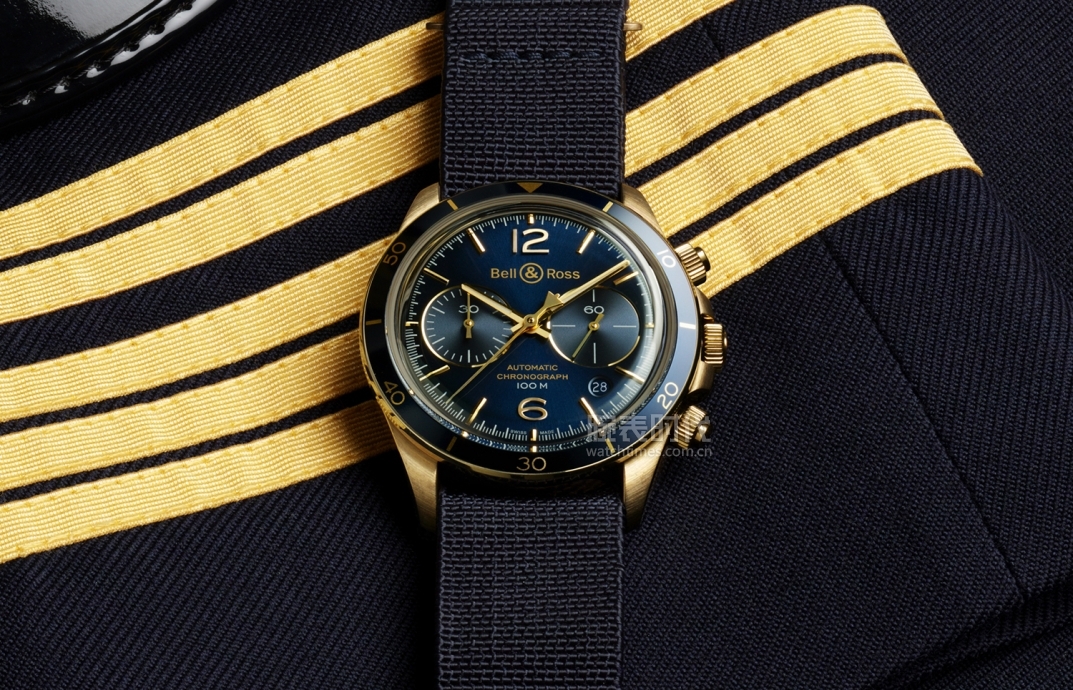 1-2万左右的全新腕表,1到4万元手表推荐