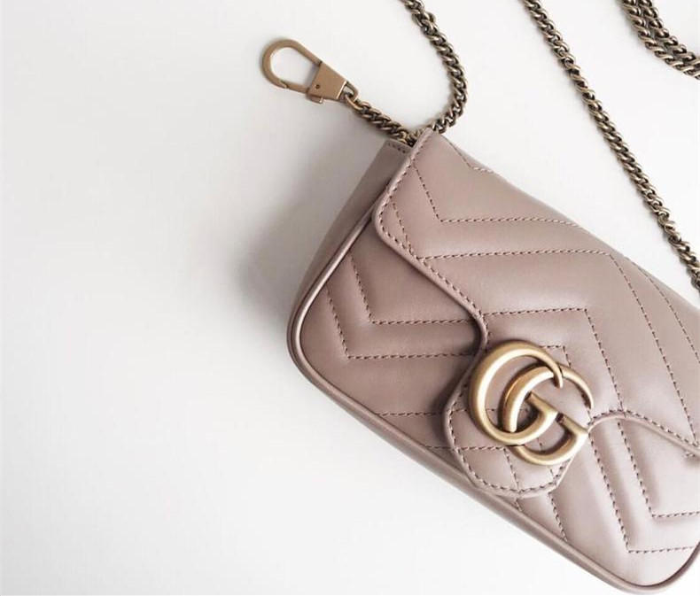 最近超喜欢的一款包,各种风格都能驾驭的包包