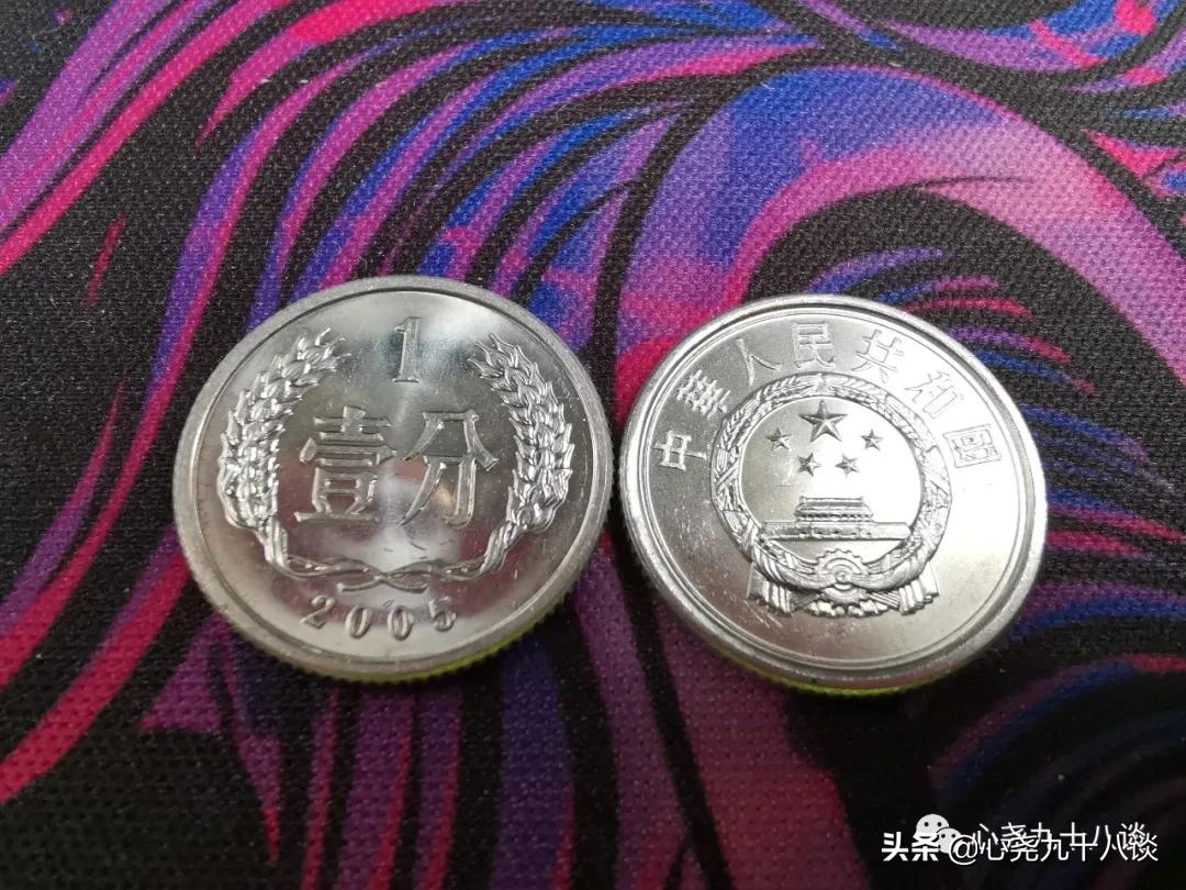 晚风还新,时光未老,每一枚硬币都是来过的见证,致敬逝去的岁月