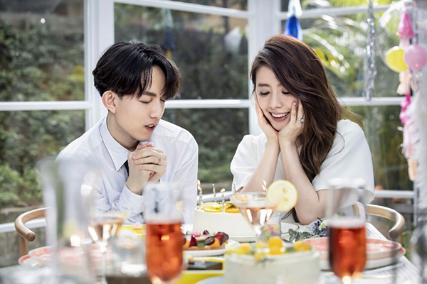 这些比黄金还诱人的国货首饰,经过乘风破浪的姐姐们演绎更加夺目