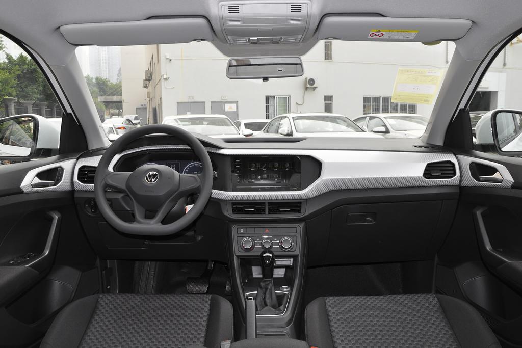 大众探影1.2最新落地价,大众探影团购价