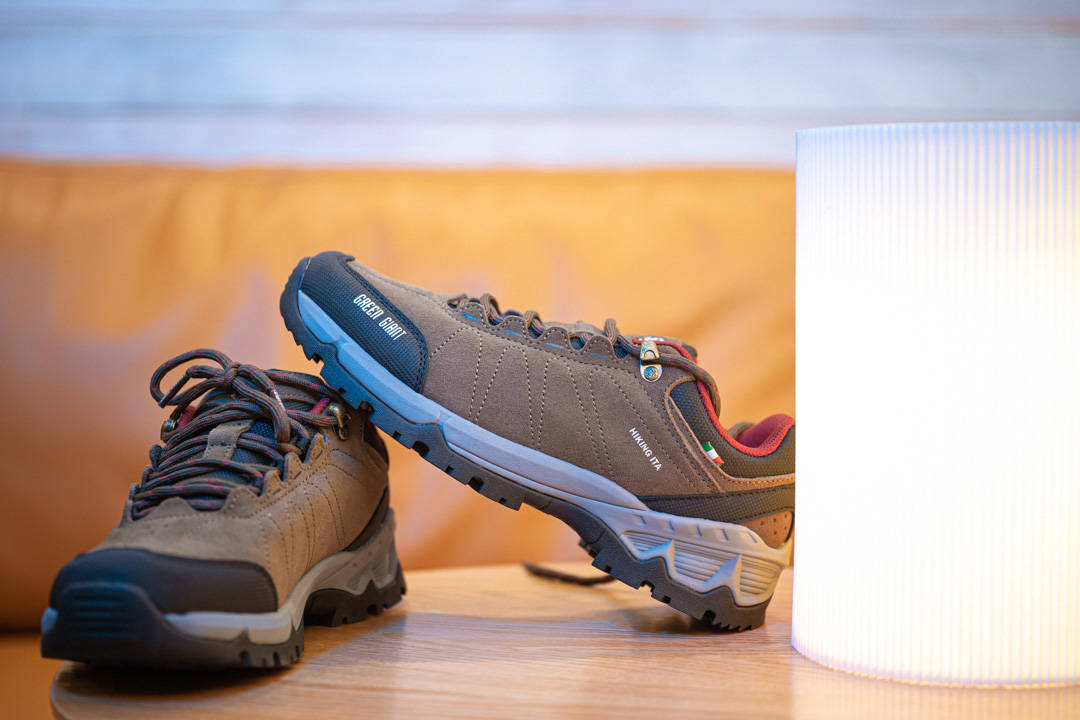 公认脚感最好的10双登山徒步鞋,久走不累脚的徒步鞋测评