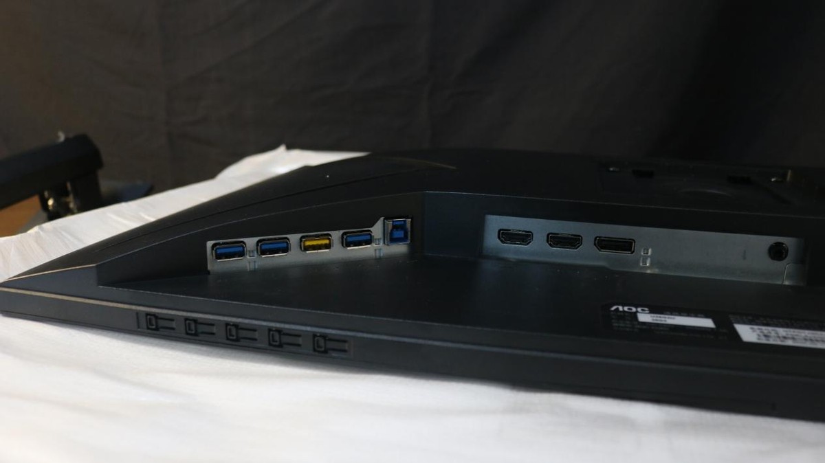 aoc开箱q27p2u显示器,aocu28g2u4k显示屏