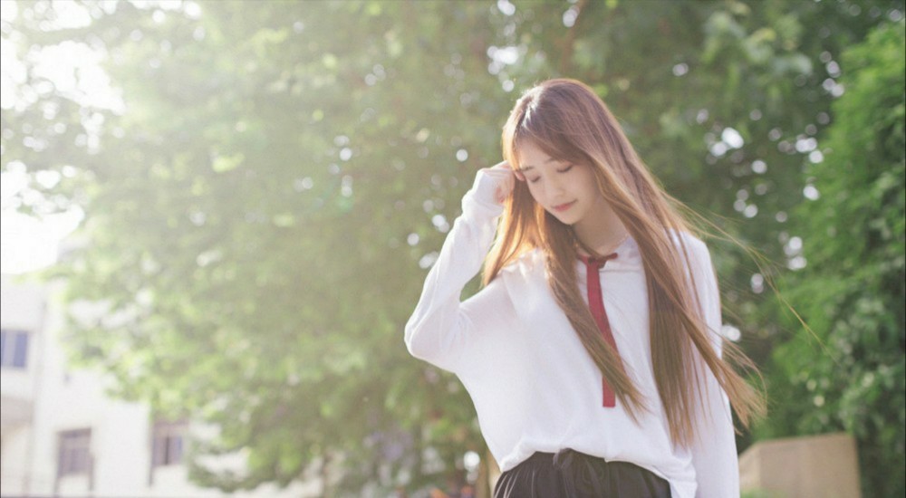 女生给你发信息只是想有个回应,女生给你发这些信息是表示喜欢你