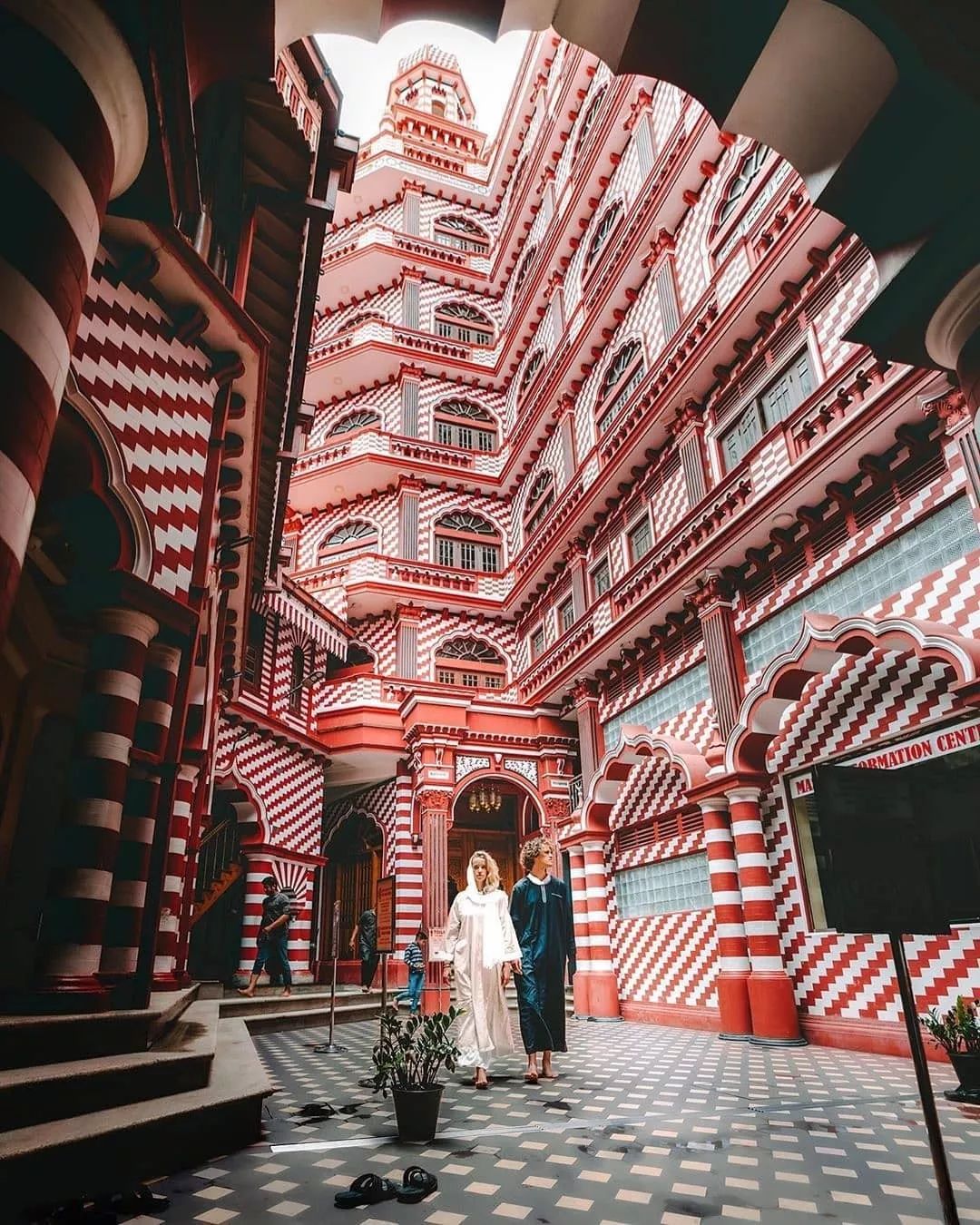 现在哪个国家免签证费,推荐几个消费超低免签的几个国家