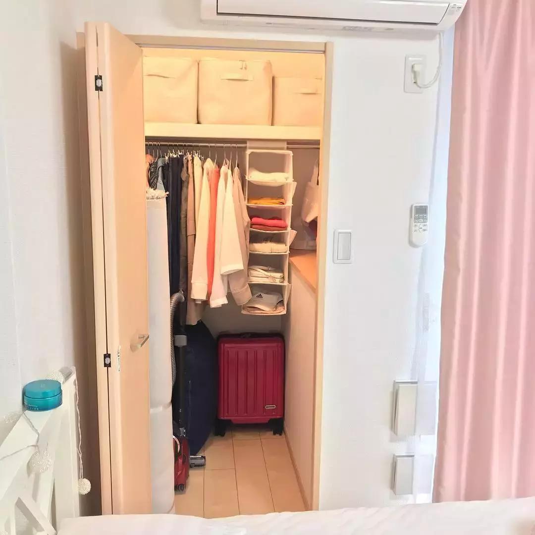 小姐姐晒出自己独居小屋后获赞无数！网友：我过的是什么日子？