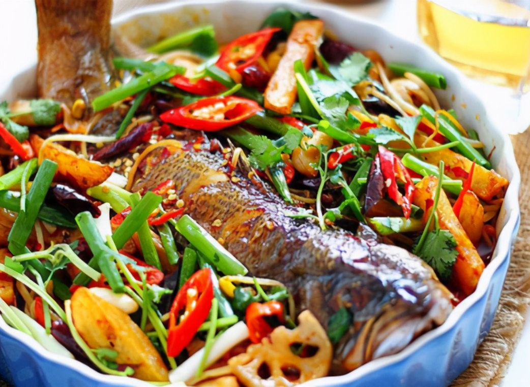 特色香辣烤鱼的做法大全集,香辣烤鱼的做法又香又辣特别过瘾