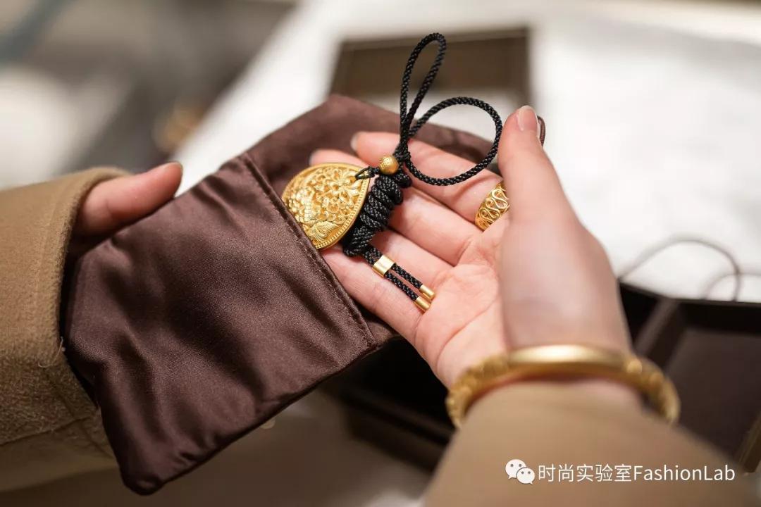 閫佺粰骞磋交浜虹殑瀹炵敤绀肩墿,閫佺粰骞磋交浜虹殑鏂板勾绀煎搧