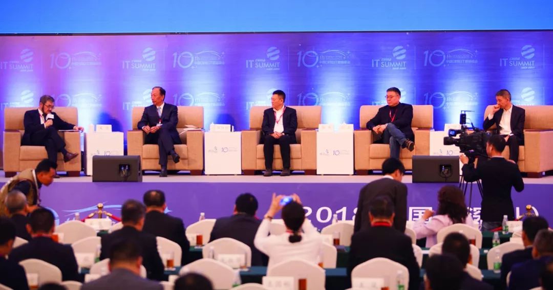 身处窘境，鸿海该如何打赢翻身仗？