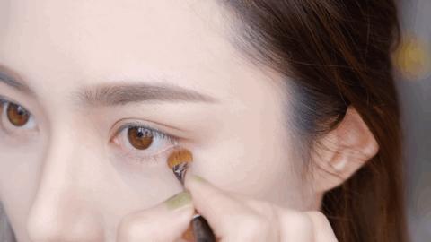 炸上热搜的她，说一句人间绝色不过分吧？