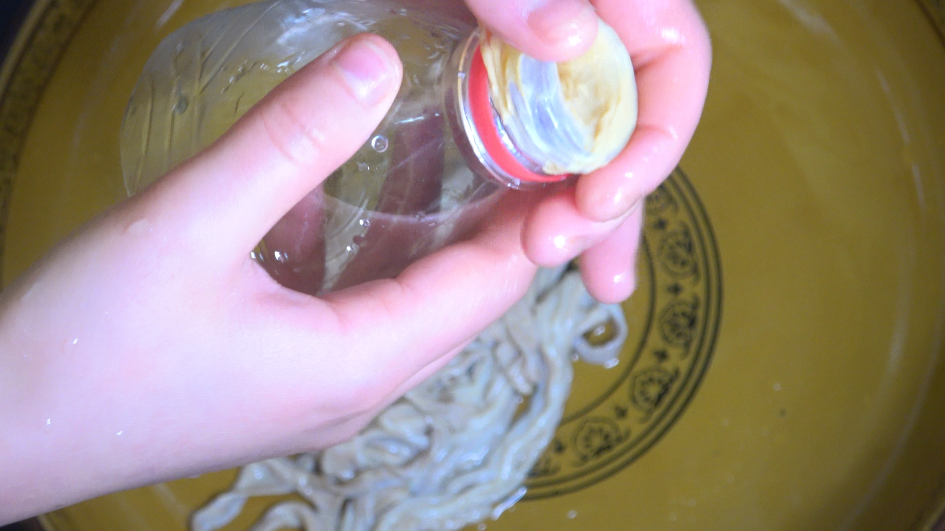 四川香肠怎么做才好吃小视频,四川香肠最正宗的做法教程