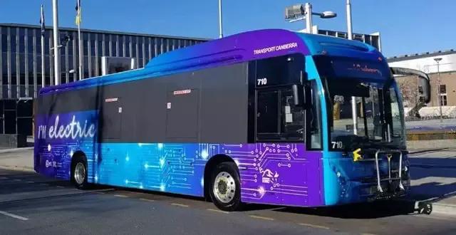 《我和我的父辈》：4个父子故事告诉你，什么叫作中国性格