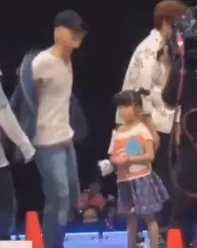 始于颜值，陷于才华，忠于人品，他永远是南韩之光