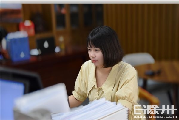 设计师吴子霞，半道出家却深扎设计之海，建筑与设计的满怀相撞