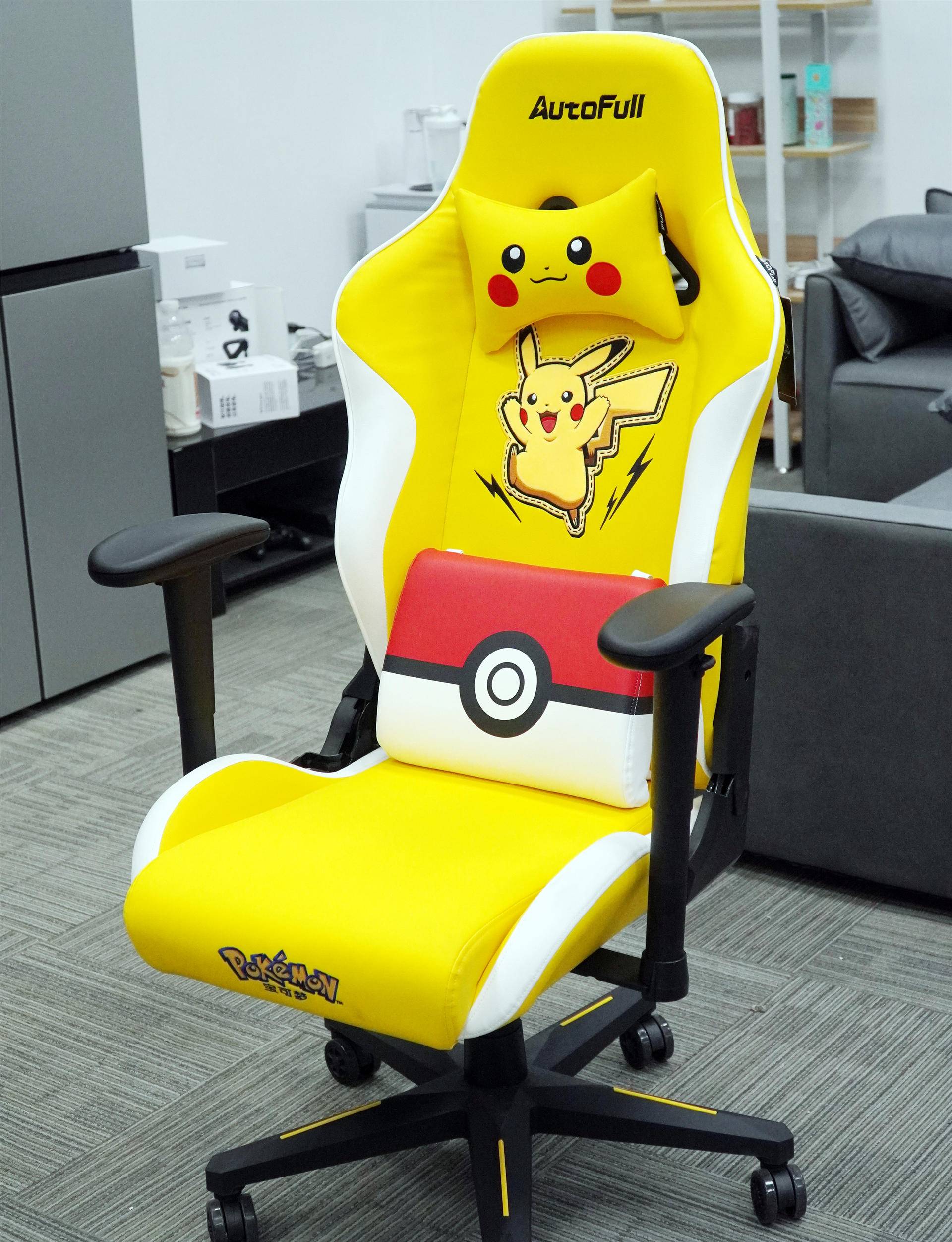 傲风宝可梦联名椅,测评傲风电竞椅