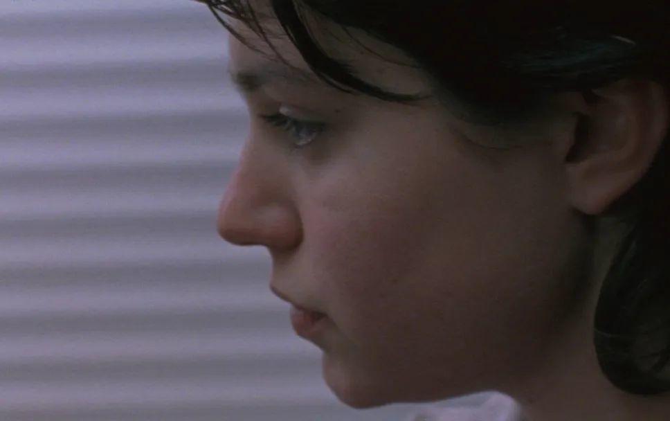 只用一部手机拍视频,只用一台摄影机拍出的电影