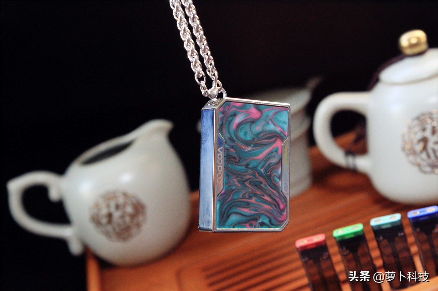 VOOPOODRAGNANO使用体验：750mAh多款水果味，机身真帅