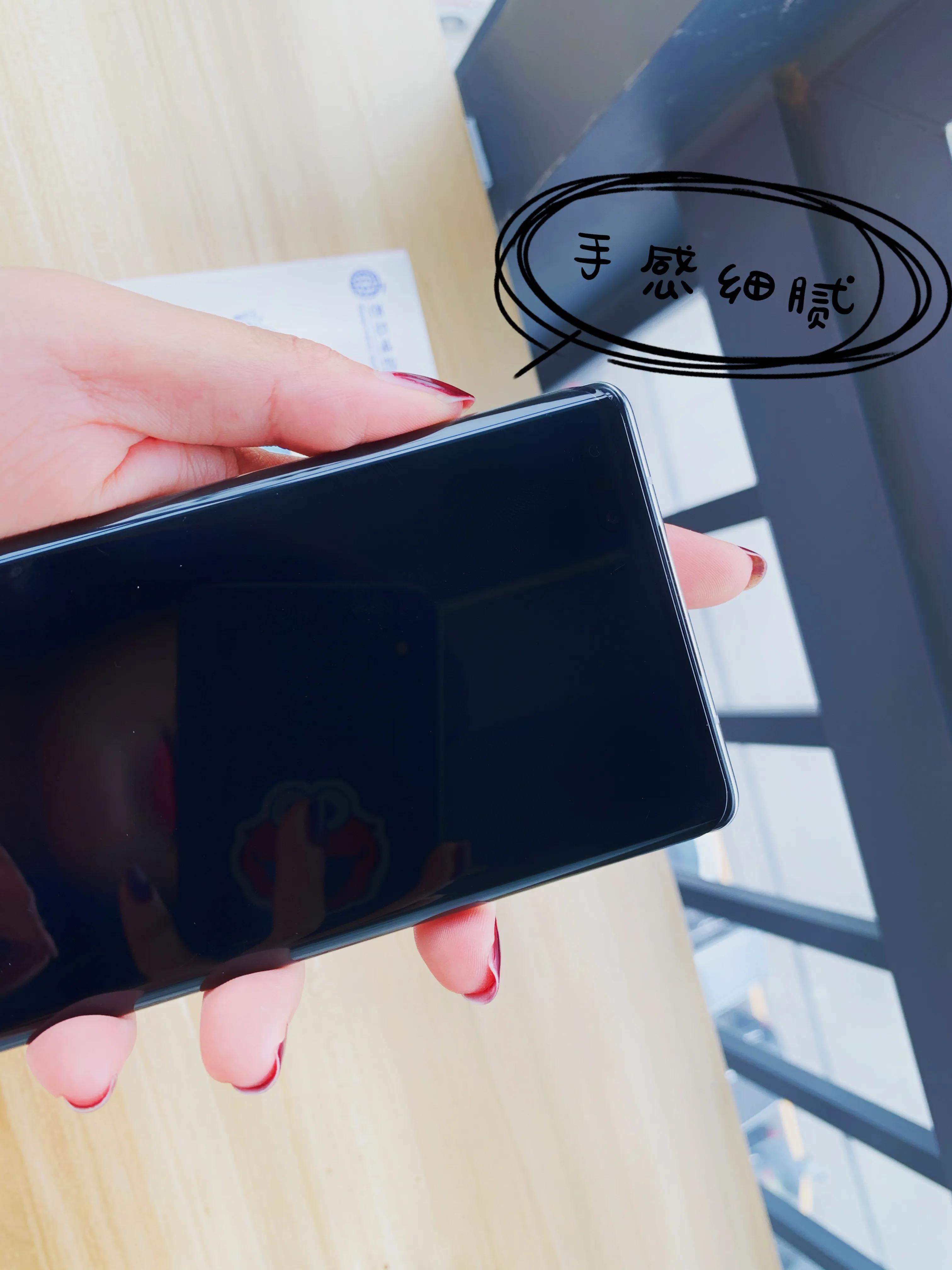 华为mate40pro贴膜哪个最好,华为mate40pro可以不贴膜吗