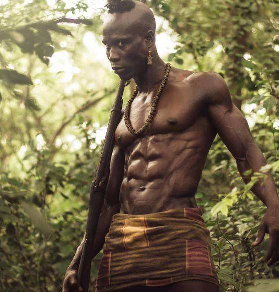 为何黑人身体最强壮呢？