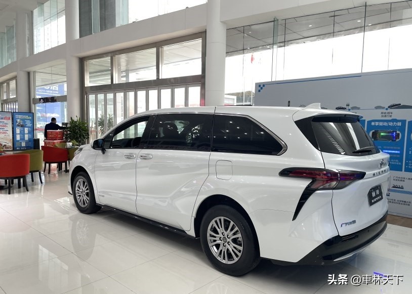 到店体验丰田埃尔法,到店体验实车谈谈感受