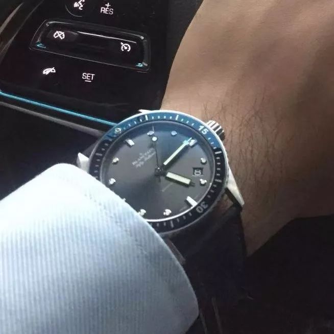 一入表坑深似海，居然有人一年买了24块手表？