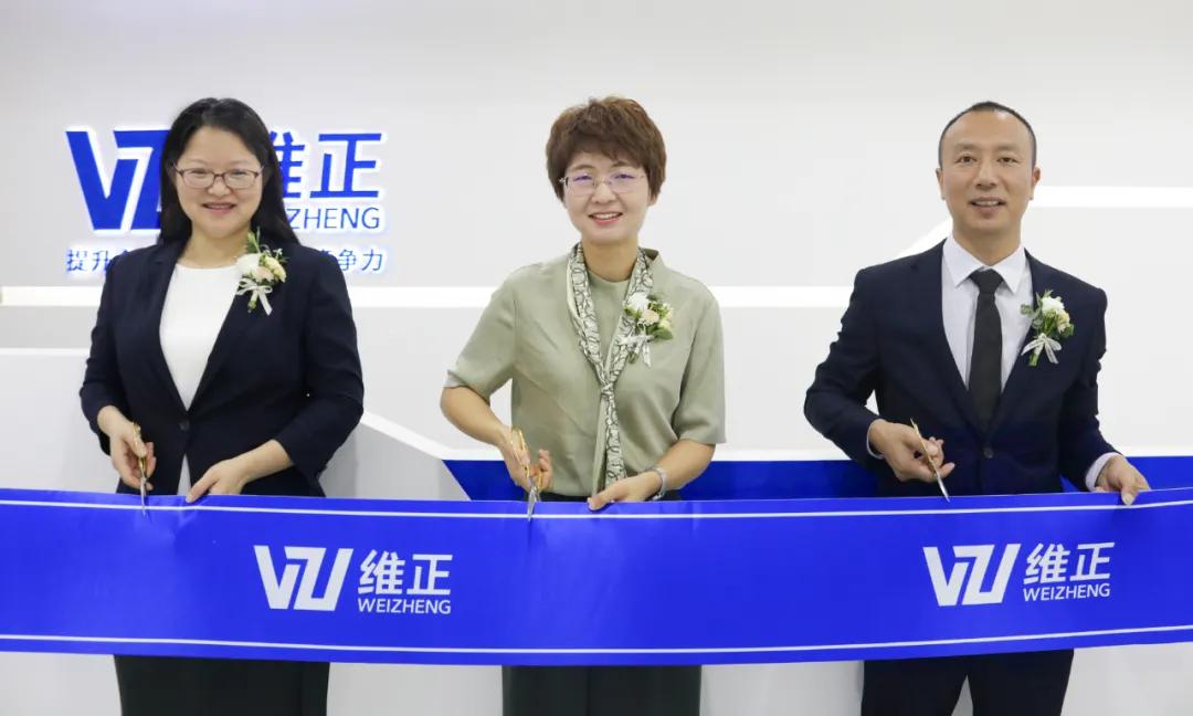 坚守初心使命砥砺奋进新征程,坚守初心勇担当砥砺奋进新征程