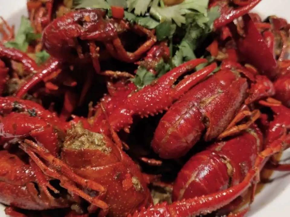 嗨翻夏季小龙虾,嗨翻味蕾龙虾盛宴