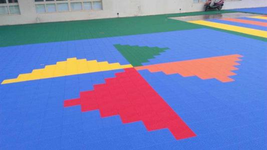 悬浮地板使用寿命,悬浮地板施工方案