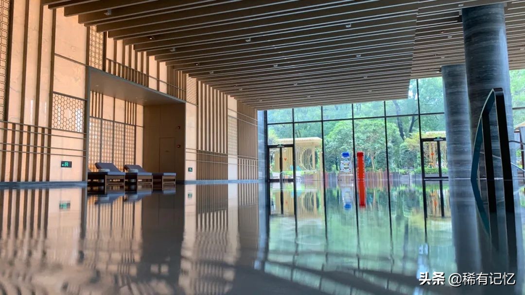 苏州顶奢酒店推荐,在苏州最高酒店住一晚是什么体验