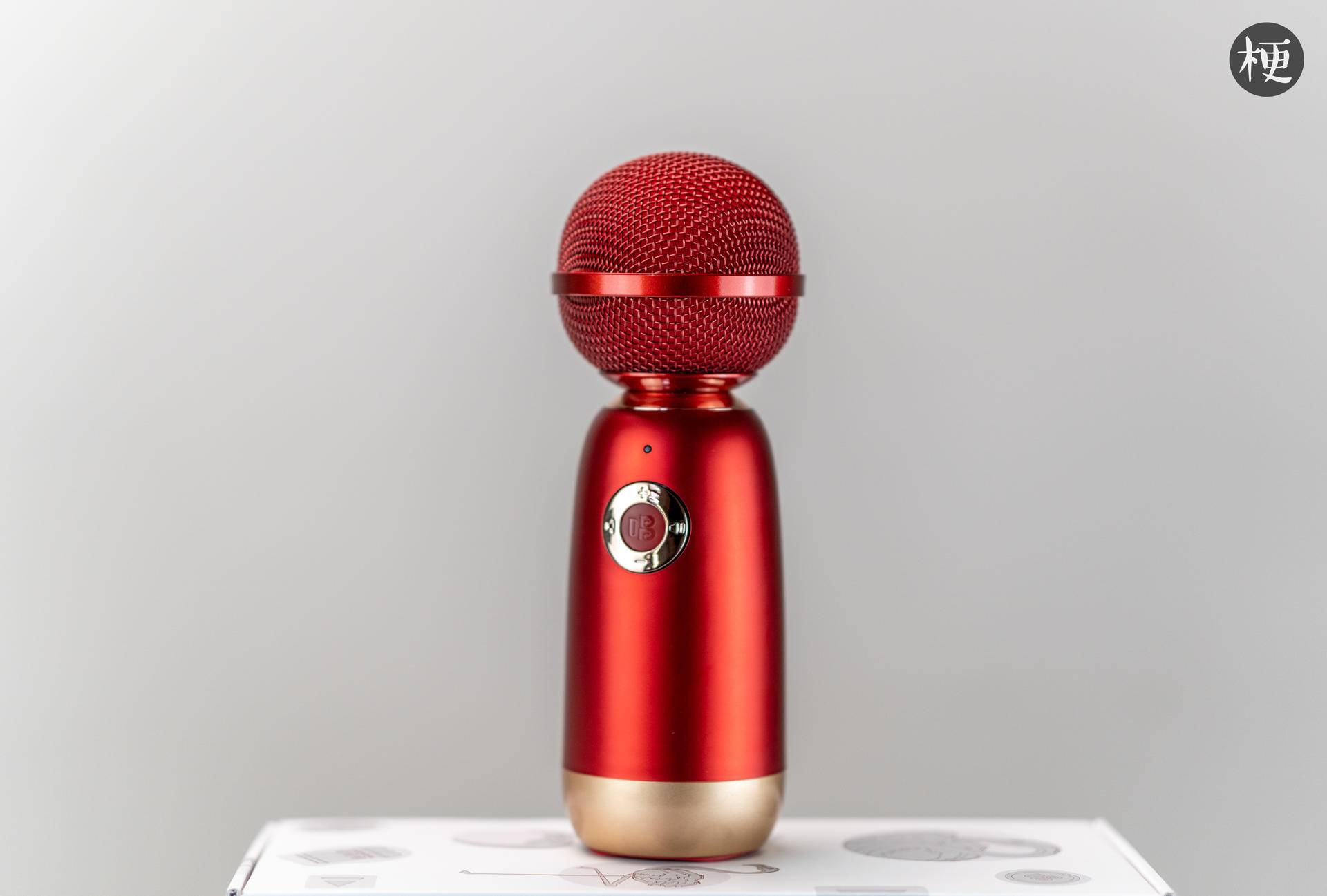 麦克风小巨蛋版本对比,小巨蛋麦克风真的好吗